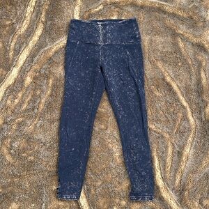 Victoria’s Secret Pink Yoga Leggings Size Small